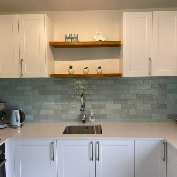 Italian Made Kitchen with Soft Close Hinges and Runners Carousel 2