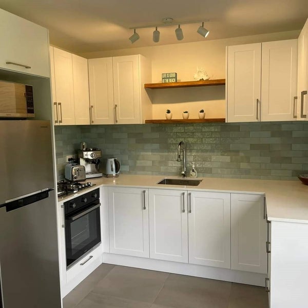 Italian Made Kitchen with Soft Close Hinges and Runners Carousel 1