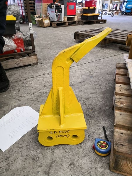 Ripper for Komatsu PC05 or similar Carousel 1