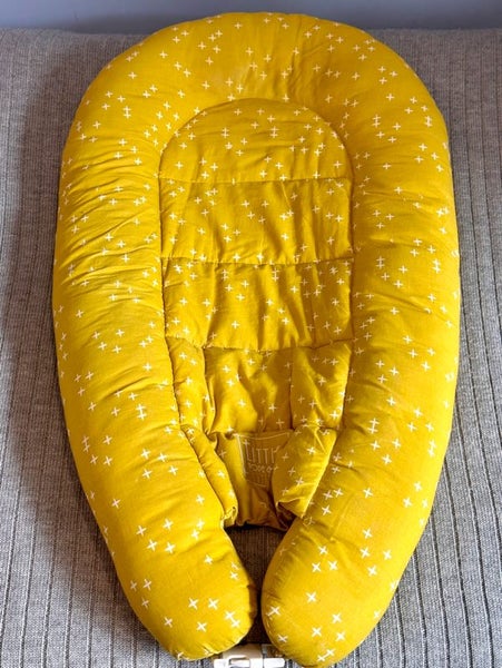 Little Hope & Co. baby cocoon Carousel 1