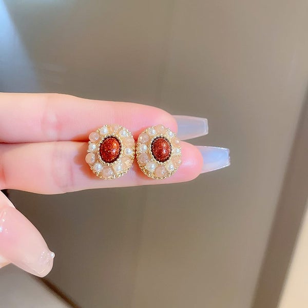 Studs Earrings Red Oval Design Pearls Yellow Gold Plated Studs Carousel 3