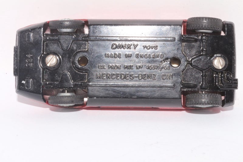 Dinky Toy - One of many I'm listing - 224 Mercedes C111 Carousel 9