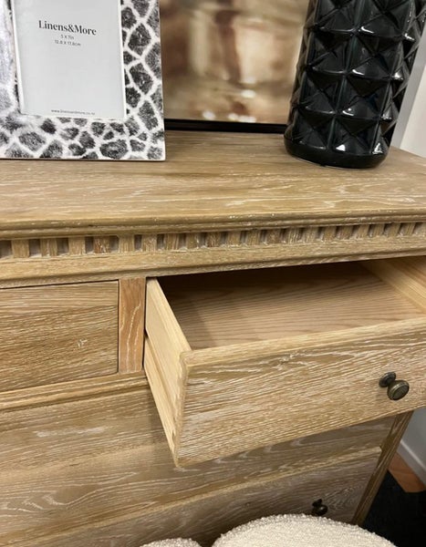 French Provincial Oak 5 drawers chest Light OAK Carousel 2