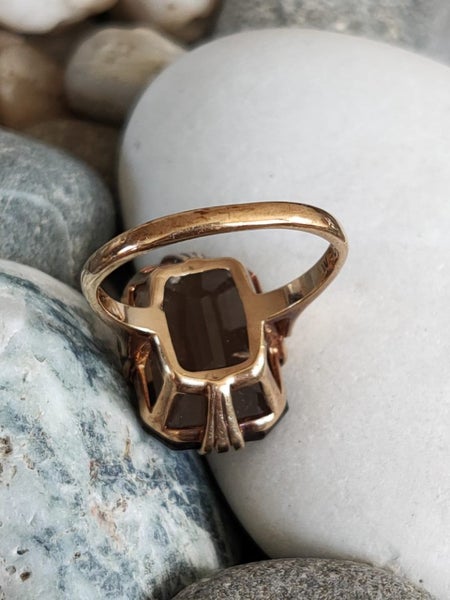 9ct yellow gold Vintage Smokey Quartz ring Carousel 7