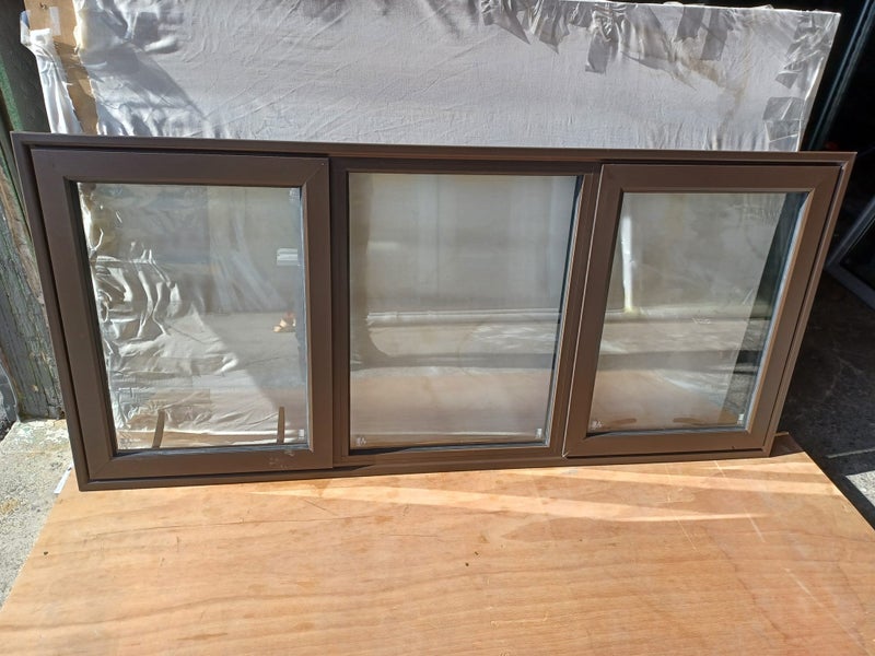 *NEW BROWN ALUMINIUM DOUBLE GLAZED WINDOW:1000HX2400W Carousel 1