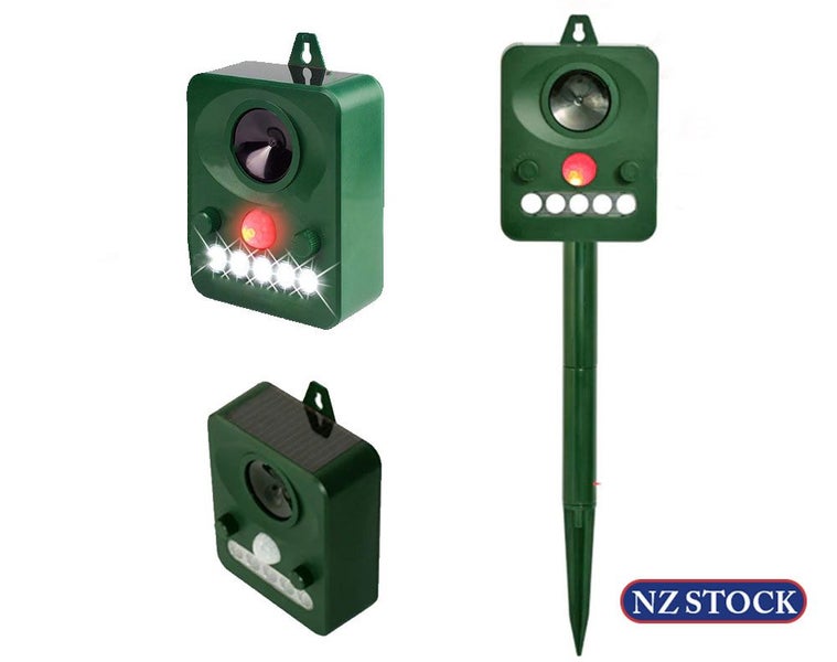 NEW Ultrasonic Solar Powered Insect Animal Repeller PIR Dog Cat Scarer Repellent Carousel 1