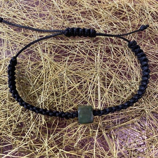Greenstone Jade Chip Bracelet Black Carousel 4