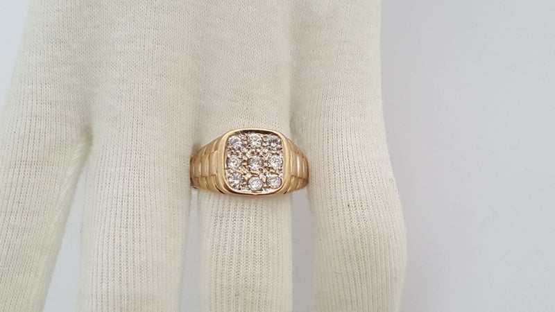 Stunning Gents Vintage 9ct Gold CZ Signet Ring - Large Size Y Carousel 5