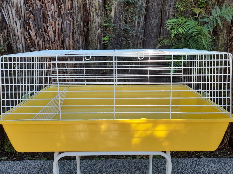 Rabbit and guinea pig cages Carousel 1