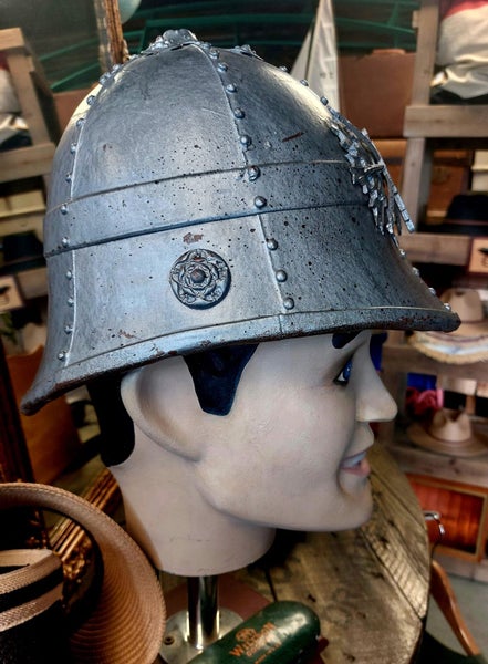 Film Prop - Battle Helmet [19322] Carousel 3