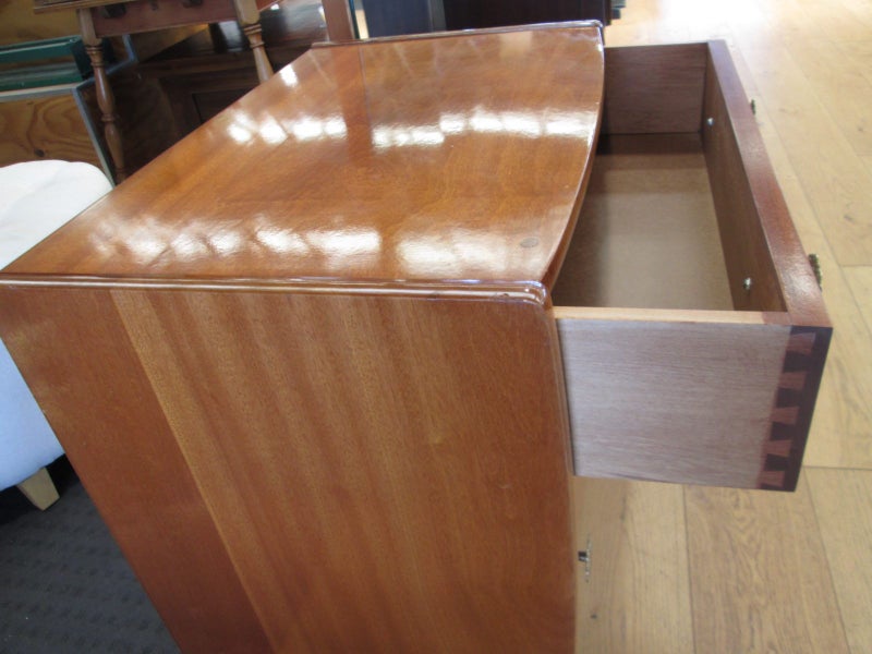 Mid Century Dressing Table Carousel 6
