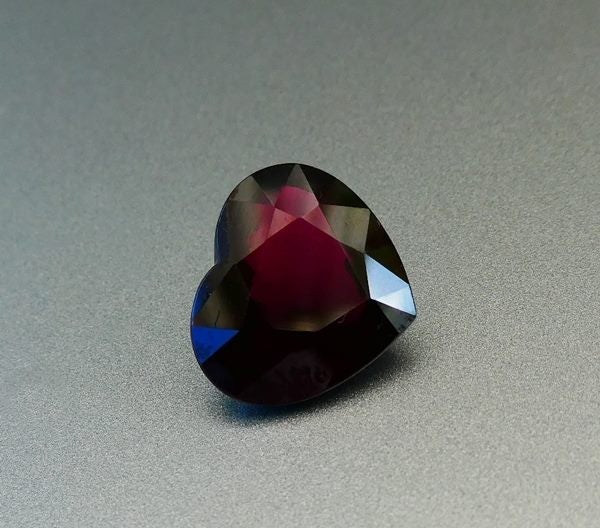 6.00CT EXCELLENT HUGE HEART RASPBERRY PINK 100% NATURAL RHODOLITE Carousel 1