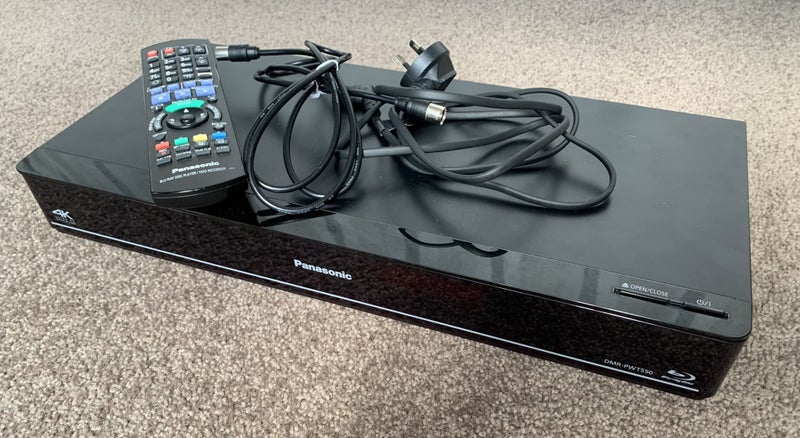 Panasonic DMR-PWT550 Blu-ray player/HDD Recorder with Wi-Fi Carousel 1