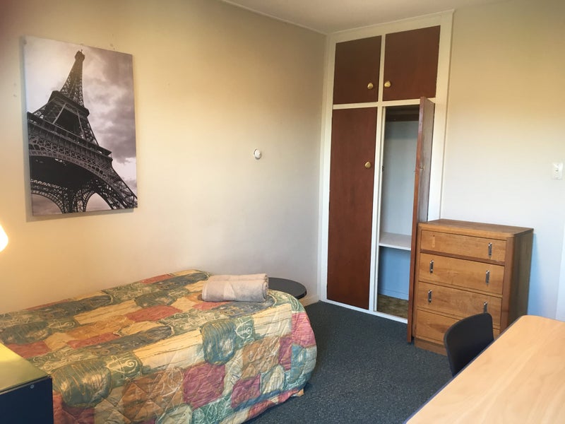 St. Albans, 6+ bedrooms64328100642177110