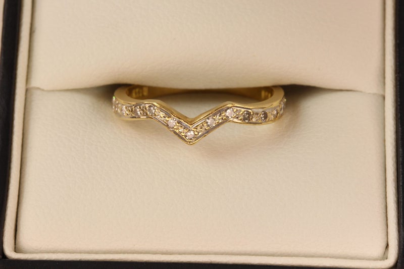 0.30CT 18ct Diamond ring Carousel 9
