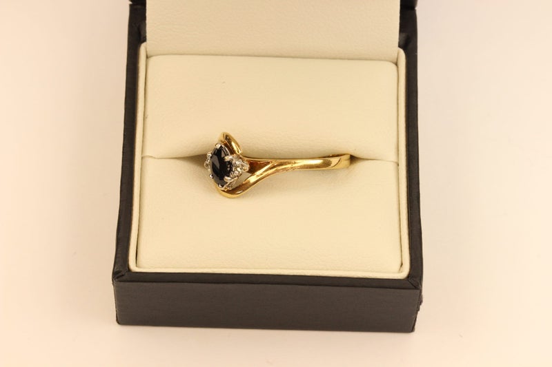 9ct Sapphire and Diamond ring Carousel 2