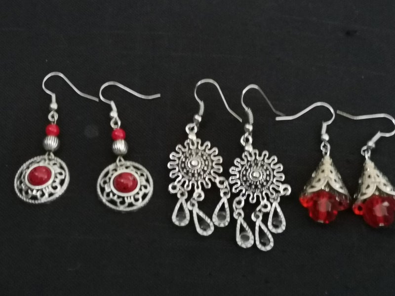Sterling silver drop hook earrings 40mm x 12 red middle filigree Carousel 1