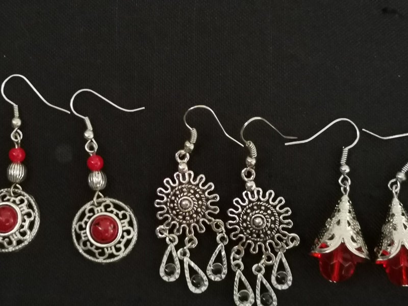 Sterling silver drop hook earrings 40mm x 12 red middle filigree Carousel 20