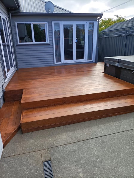 360 Repairs and Painting Ltd Carousel 1