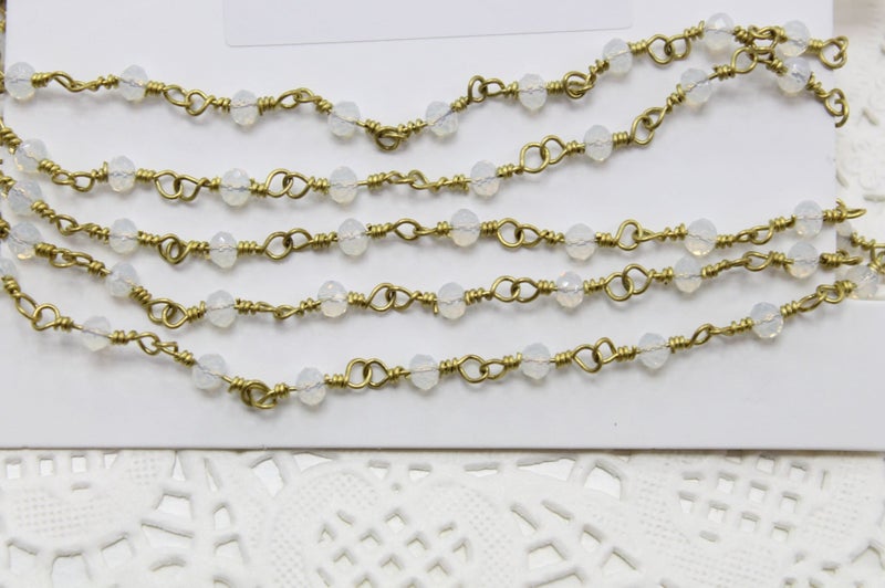 Opalite Glass Designer Linked Chain Carousel 2