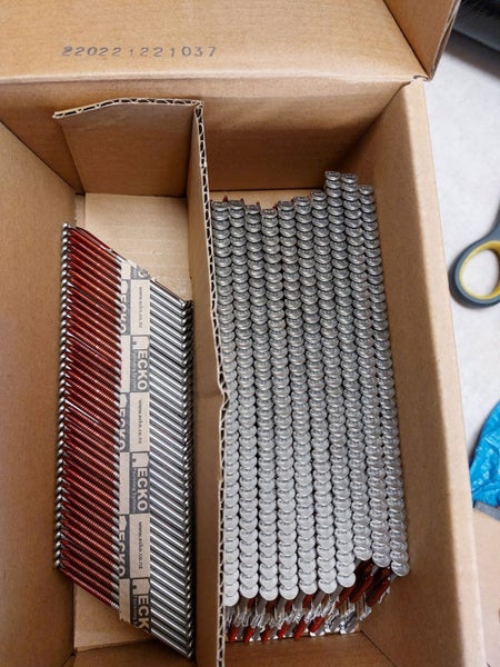 Stainless Steel D Head Gun Nails 65mm Ring Shank Carousel 1