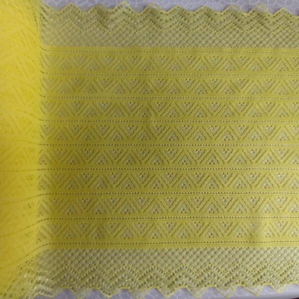 Egg yellow stretch lace 23cm wide 2 meters (or royal blue) Carousel 1