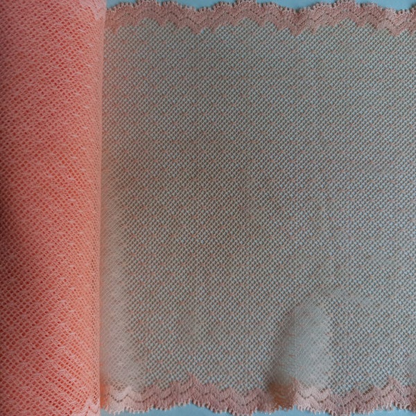Stretch lace 17cm wide 3.5 meters Carousel 1