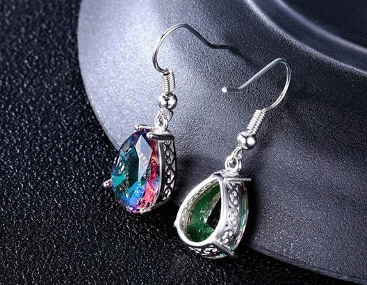 Drop Earrings Carousel 2