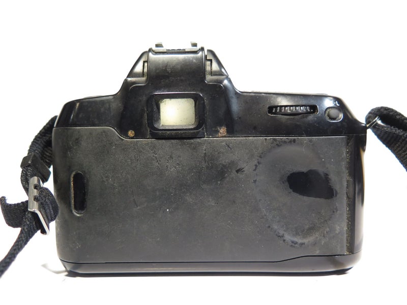 NIkon F70 35mm film SLR camera with 28-80mm lens Carousel 4