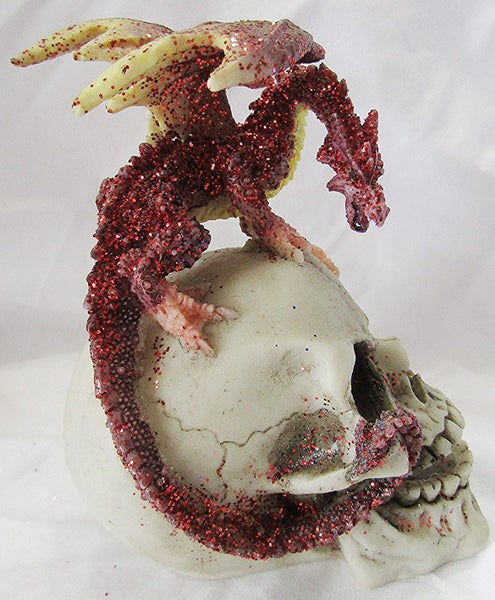 Dragon on a skull, red glitter finish Carousel 1
