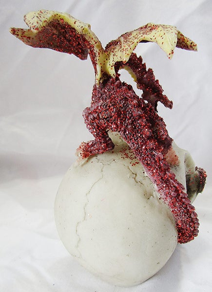 Dragon on a skull, red glitter finish Carousel 3