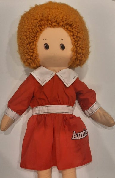Vintage Annie Rag Doll x Carousel 1