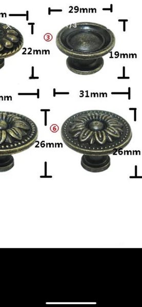 Medium Vintage Dark Bronze look furniture knob 31mm Carousel 2