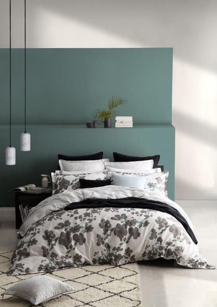 Lyra Silver King bed Quilt Cover Set by Royal Doulton Carousel 1