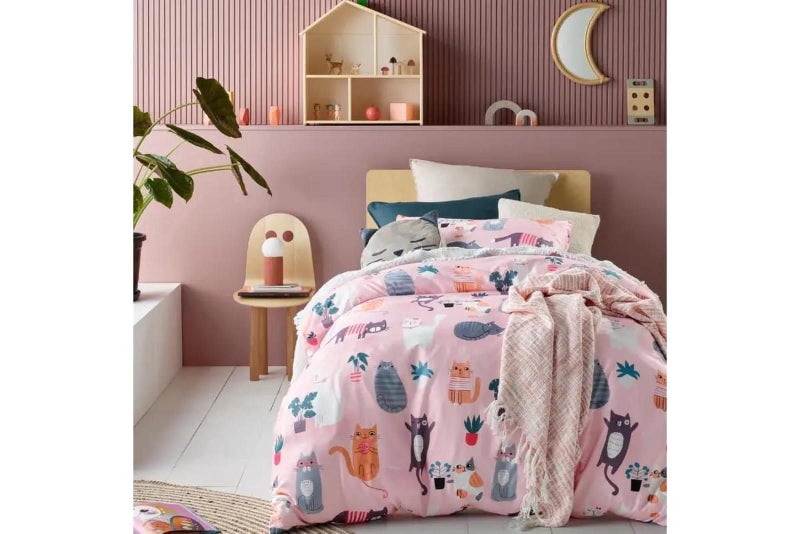 Happy Kids Glow in the Dark Quilt Cover Set (Miaow) - Single Carousel 1