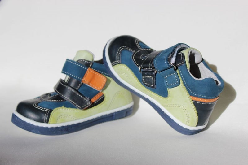 Leather Toddler Shoes EU 25 / UK 8 from Europe Carousel 2