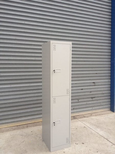 Locker 2 Door Carousel 2
