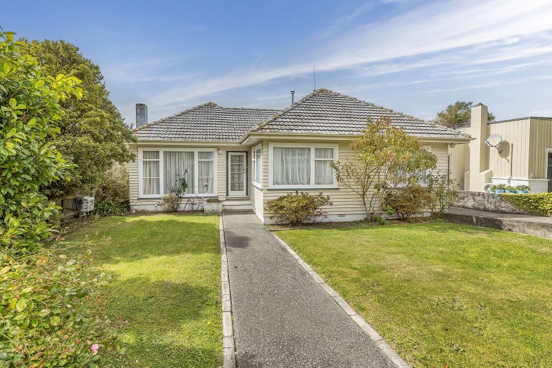 112 Main Road, Tawa, Wellington, Wellington