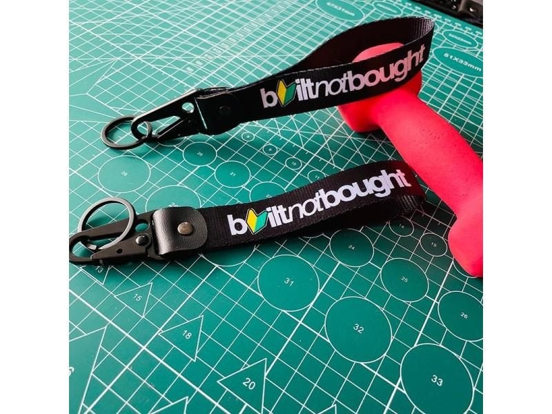 1Pcs JDM Style Key Ring Lanyard Tow Sides Thermoprint Keychain Accessories Carousel 1