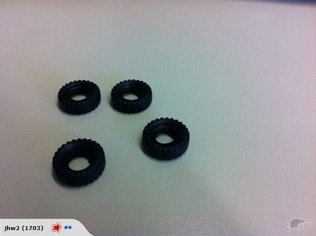 Tyres - 17mm Treaded Black - Dinky Carousel 1