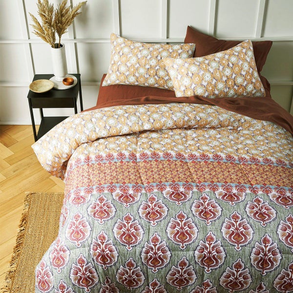 Big Sleep 3 Piece Pippa Comforter Set Carousel 1