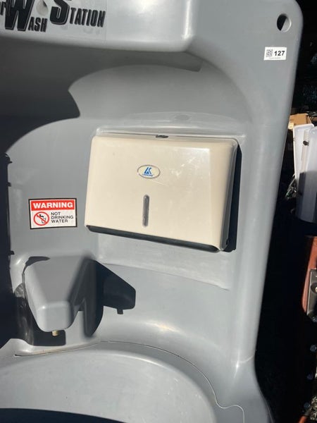 Portable wash bay /self contained Carousel 7