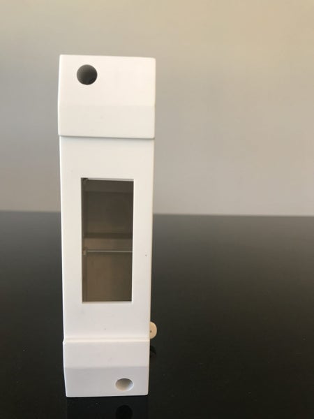 1 Pole Enclosure Carousel 1