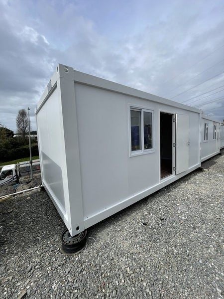 Standard Cabin Carousel 2