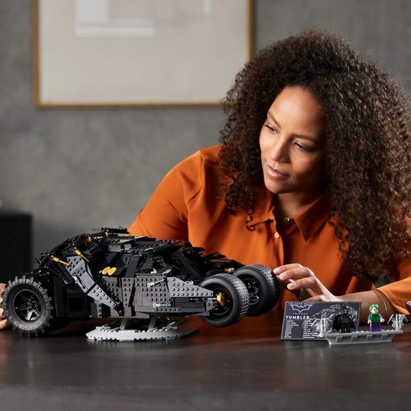 LEGO Batmobile Tumbler 2056 76240 Carousel 2