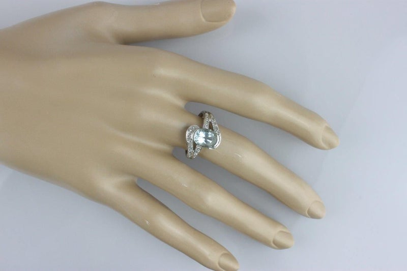Stunning English 9ct white gold Aquamarine & Diamond ring Carousel 8
