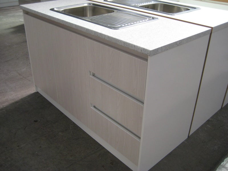 1500 Kitchenette Carousel 2