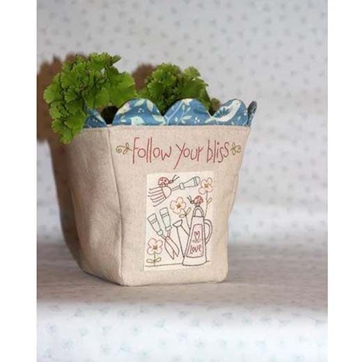 The Birdhouse Designs Sentimental Stitches Printed Pattern Carousel 2