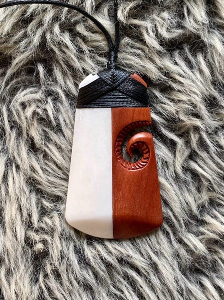 SMALL LASHED WOOD BONE TOKI PENDANT Carousel 8