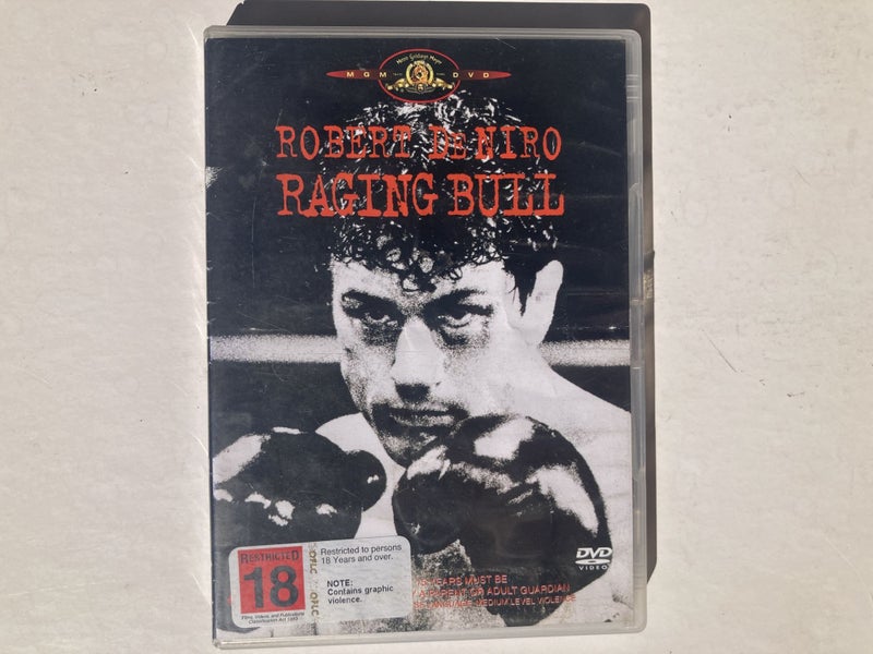 Raging Bull; Robert De Niro629547582023691127